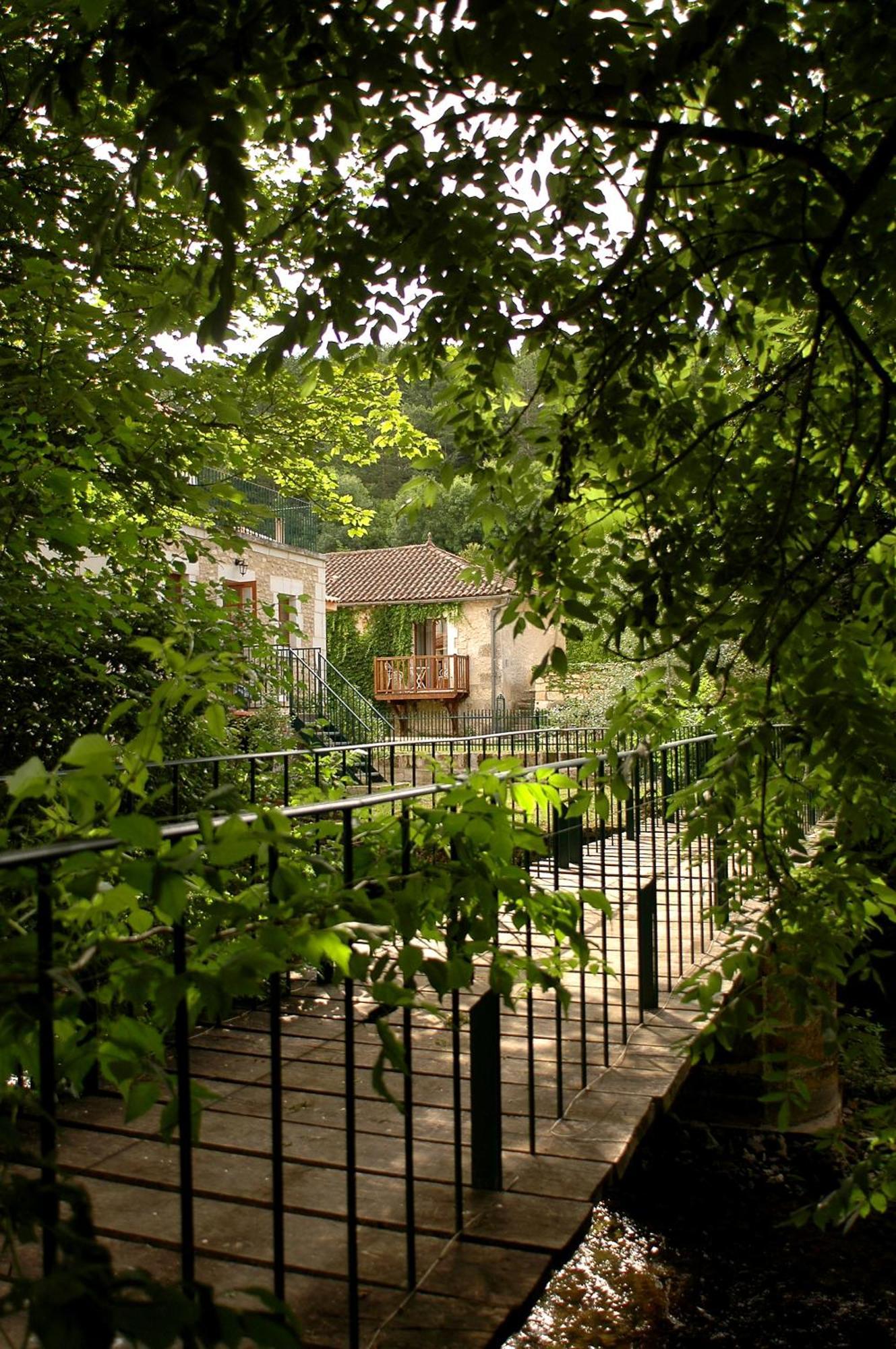 Moulin De Vigonac Hotel Valeuil ภายนอก รูปภาพ