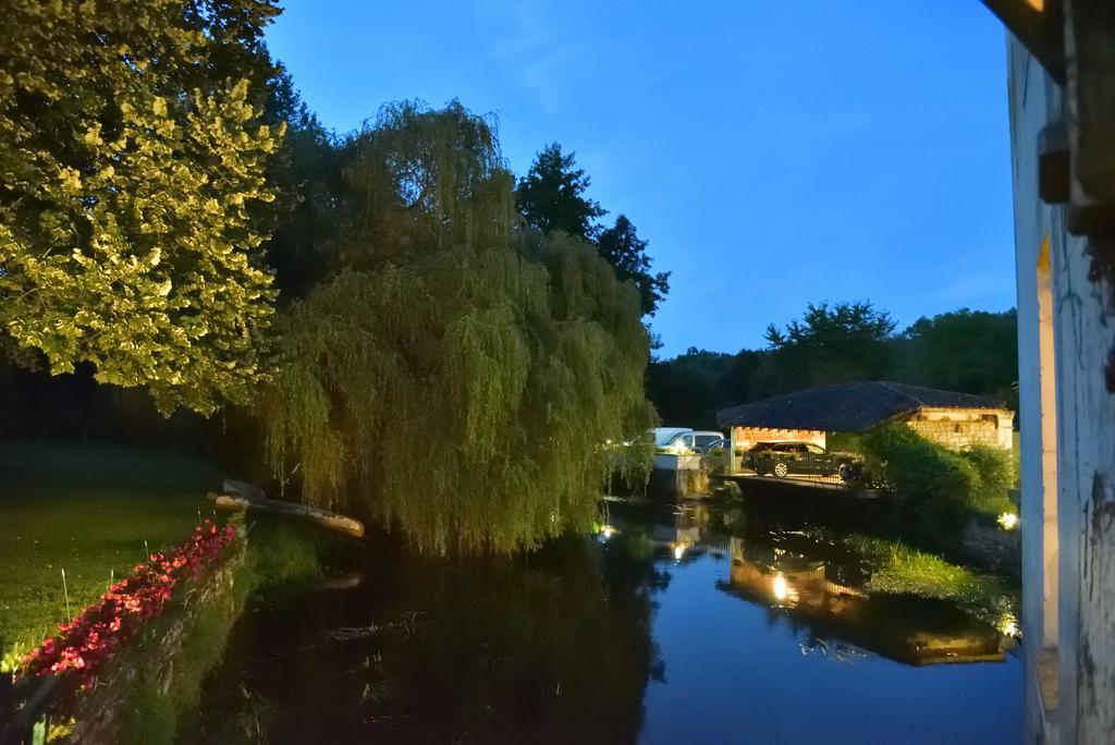 Moulin De Vigonac Hotel Valeuil ภายนอก รูปภาพ