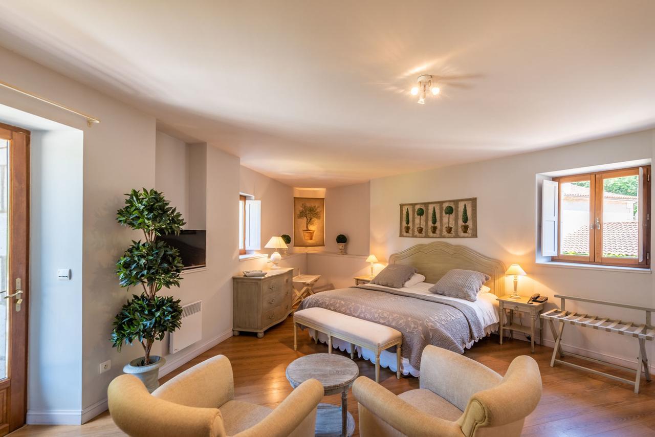 Moulin De Vigonac Hotel Valeuil ภายนอก รูปภาพ